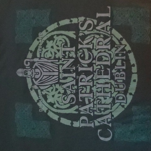 unisex Green Saint Patrick's Cathedral Dublin, Ireland T-shirt sz L - Picture 6 of 7
